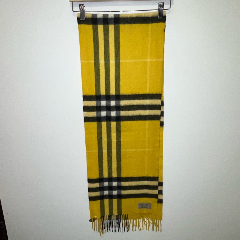 Authentic Yellow Burberry Scarf Yellow and Black